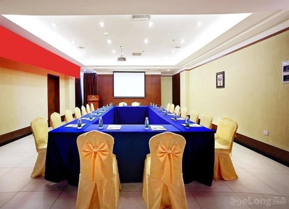 Haiyue Bay Holiday Hotel Sanya Exterior photo